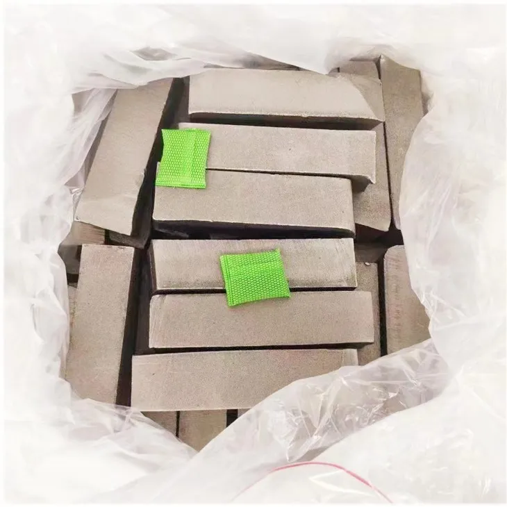 VAR پگھلنے کے عمل کے الیکٹرو مقناطیسی لوہے کے بلٹس